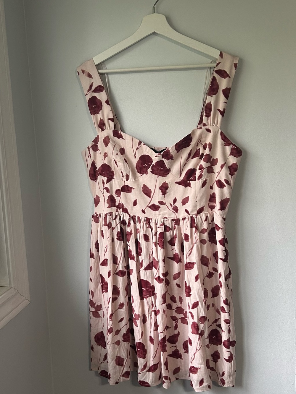 NEW Dynamite Blush Floral Sweetheart Midi Dress NWT - Picture 3 of 13